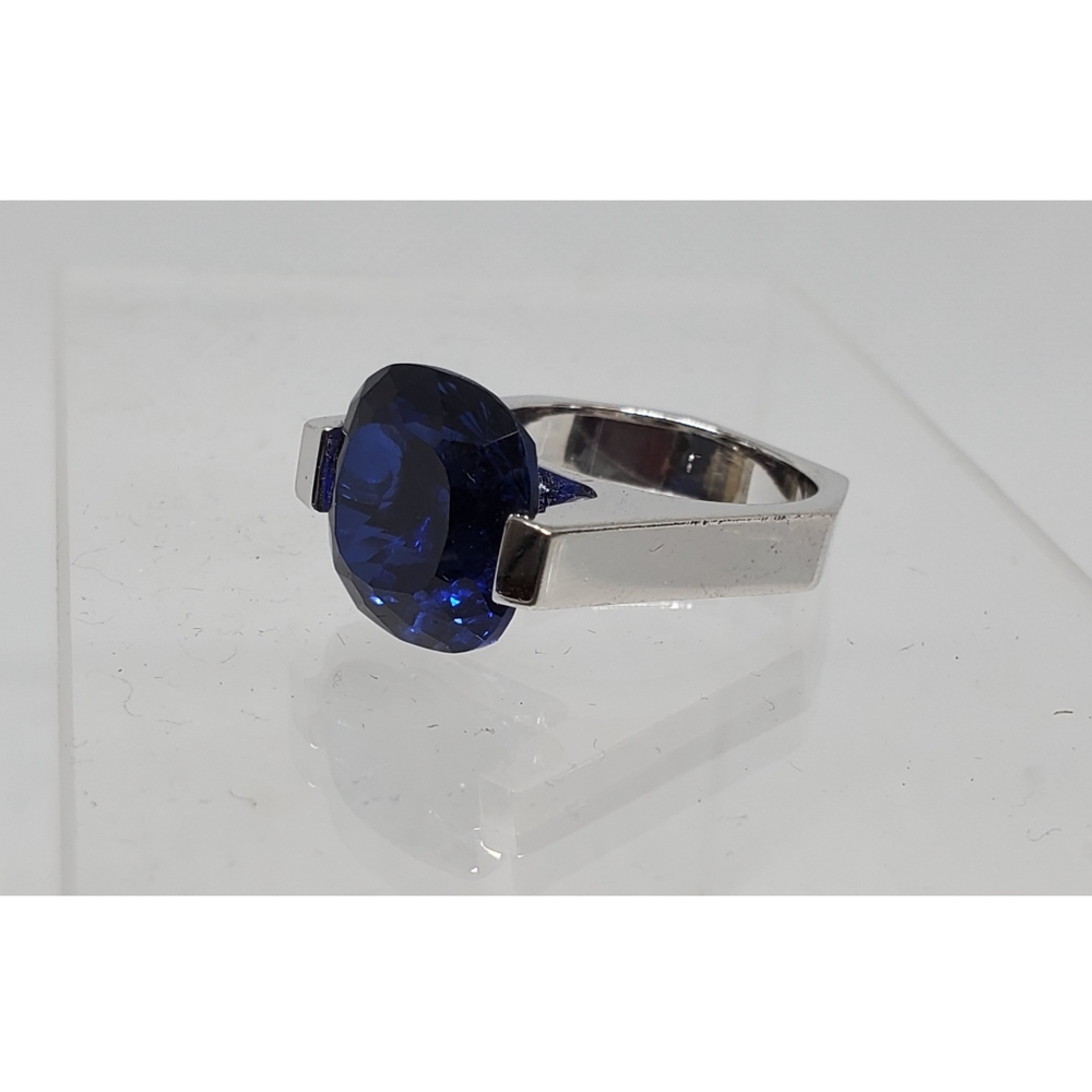 Sterling Silver Ring Size 5